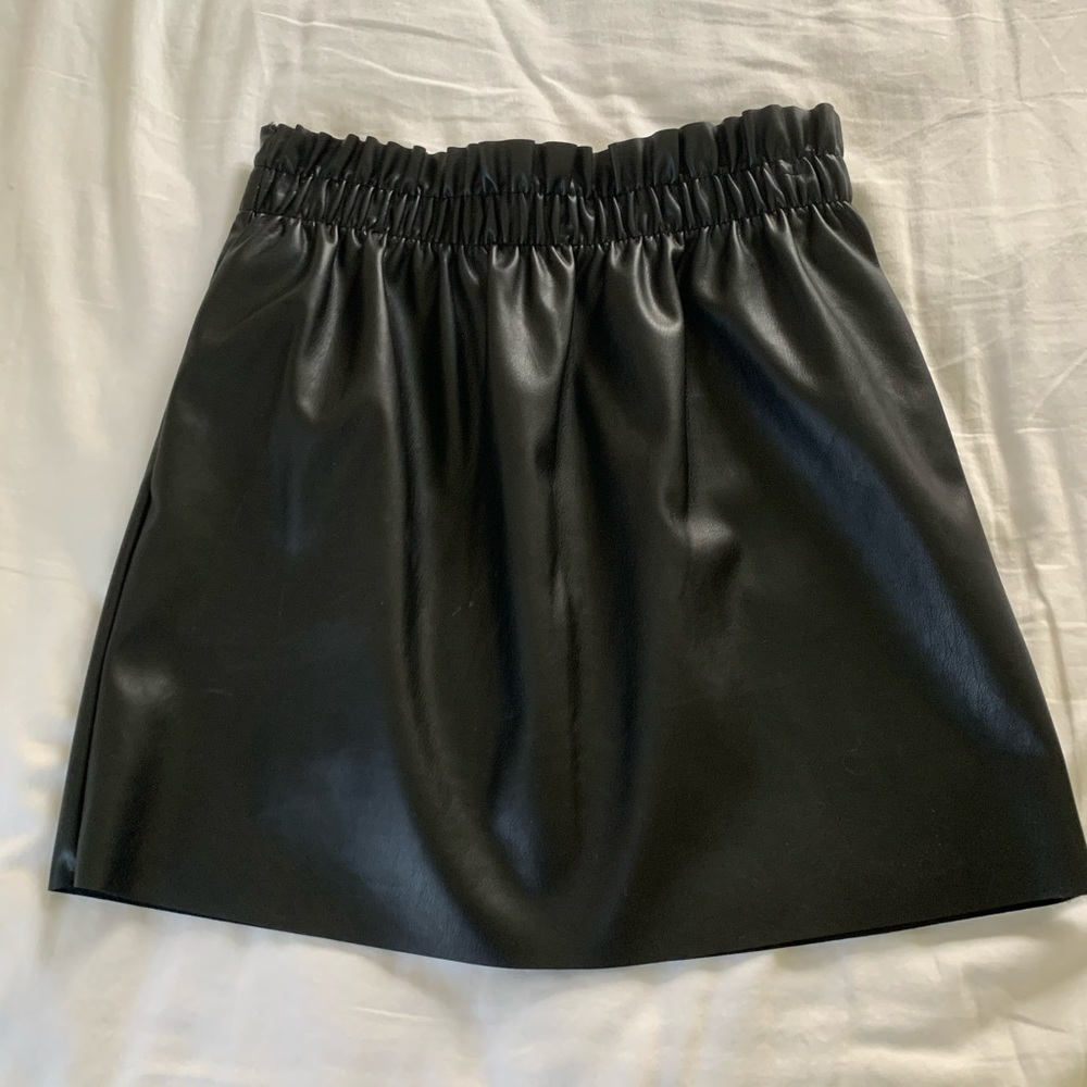 H&M faux leather skirt